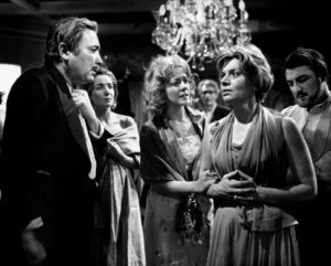 Luis Buñuel. El ángel exterminador, 1962