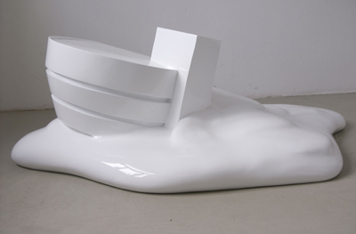 Erwin Wurm. Guggenheim – melting, 2005