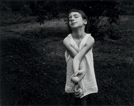 Emmet Gowin. Nancy, Danville (Virginia), 1969. © Emmet Gowin, cortesía Pace/MacGill Gallery, New York