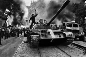 NUESTROS LIBROS: La primavera de Praga