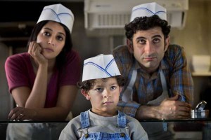 Escena de la película O los tres o ninguno