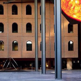 Encura IX: Residencia de investigación curatorial entre Barcelona y Bilbao
