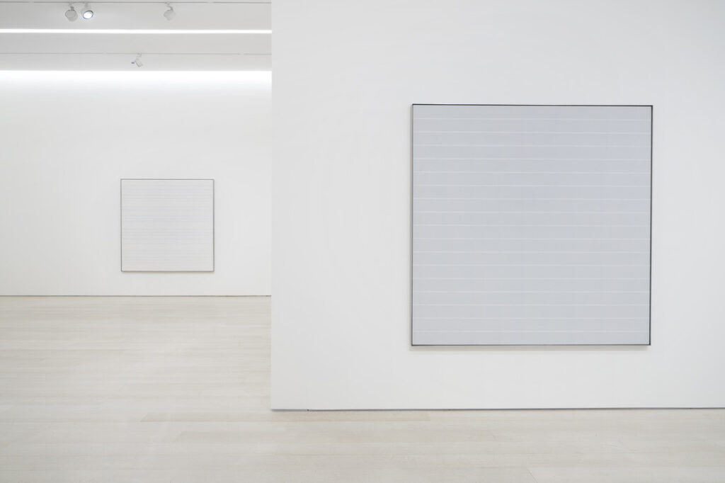 "Agnes Martin: The Distillation of Color". Pace Gallery, 2021. © Estate of Agnes Martin / Artists Rights Society (ARS), New York