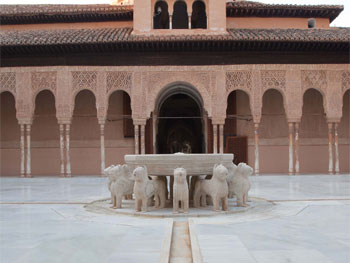 Patio de los Leones, La Alhambra