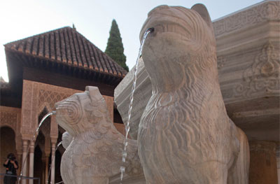 Patio de los Leones, La Alhambra