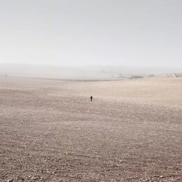 Joan Alvado. Valle del Alto Tajo, 2018. Serie El último hombre sobre la tierra