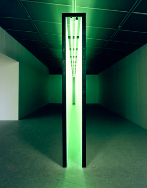 Bruce Nauman. Green Light Corridor, 1970. Solomon R. Guggenheim Museum, Nueva York