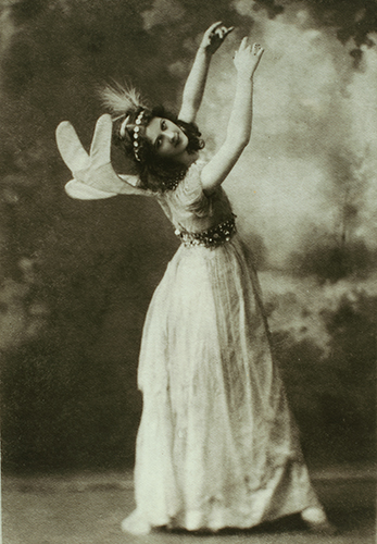 Isadora Duncan como primera hada en Midsummer night’s dream, hacia 1896. The New York Public Library
