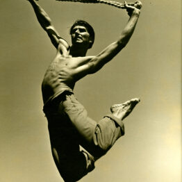 Barbara Morgan. Martha Graham, El penitente (Erick Hawkins Solo, El Flagellante)