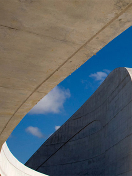 Centro Cultural Internacional Óscar Niemeyer. Fotografía: José Pageda