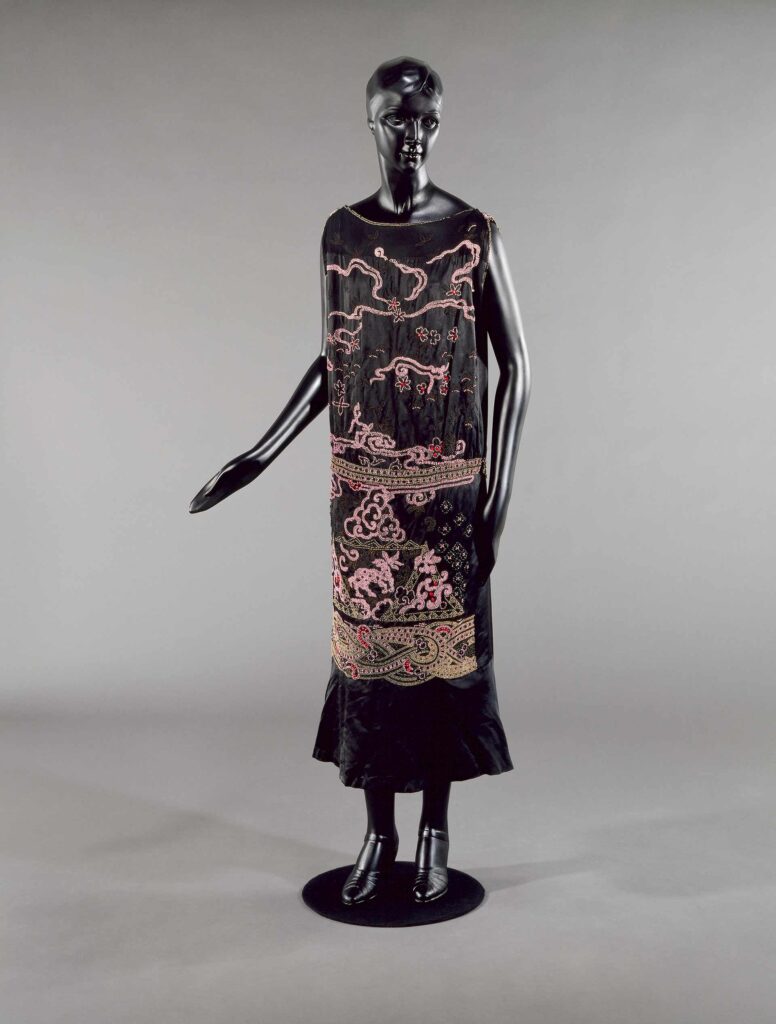 Jean Patou. Vestido “Nuit de Chine”, principios de la década de 1920. Palais Galliera - Musée de la Mode de la Ville de Paris