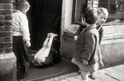 Eva Besnyö. Borgerstraat, 1960 © Eva Besnyö / Maria Austria Instituut Amsterdam