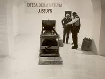 Joseph Beuys y el Baron Buby Durini en Bolognano. Colección privada de Domizio Durini