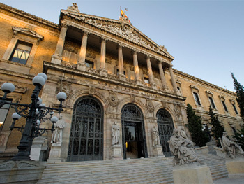 Fachada de la Biblioteca Nacional de España