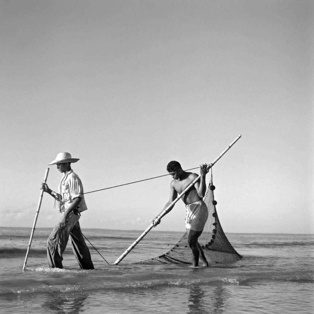 Marcel Gautherot. Pescadores, Isla Mexiana, Pará, c. 1943