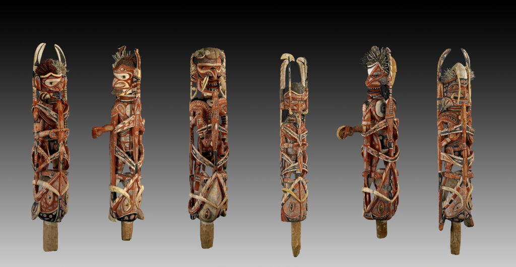 Figuras malangan de canoa de Nueva Irlanda, Papúa Nueva Guinea. 1800-1900. © The Trustess of the British Museum