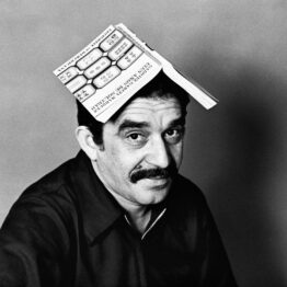 Colita y amigos: humor más allá del documento