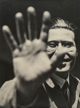 ászló Moholy-Nagy. Photograph (Self-Portrait with Hand), 1925/29