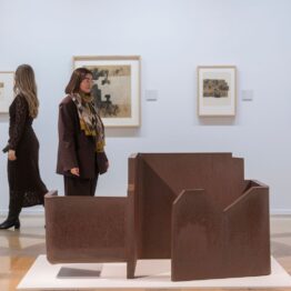 Chillida: pensar el espacio y la gráfica