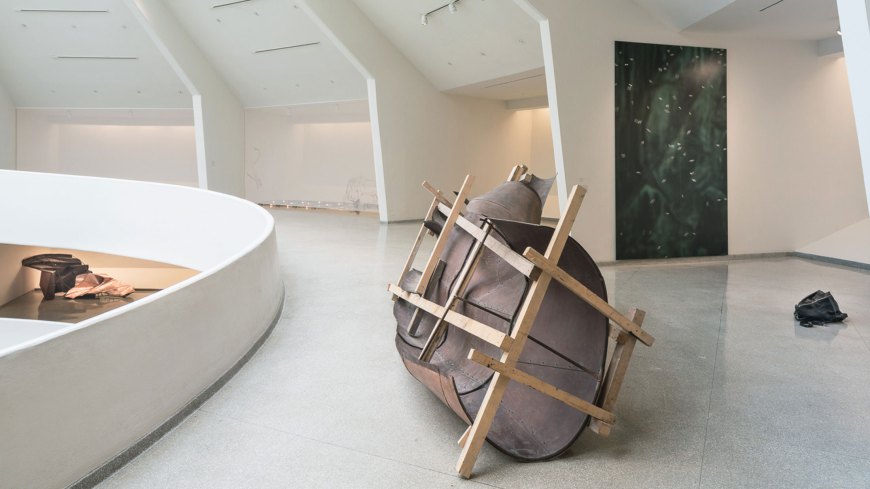 "Dahn Vo. Take my brath away" en el Solomon R. Guggenheim Museum