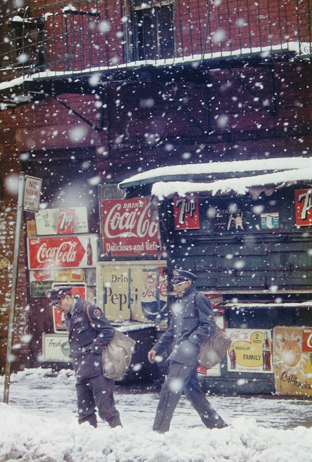 Saul Leiter. Postmen, 1952 © Saul Leiter. Cortesía de Howard Greenberg Gallery, New York