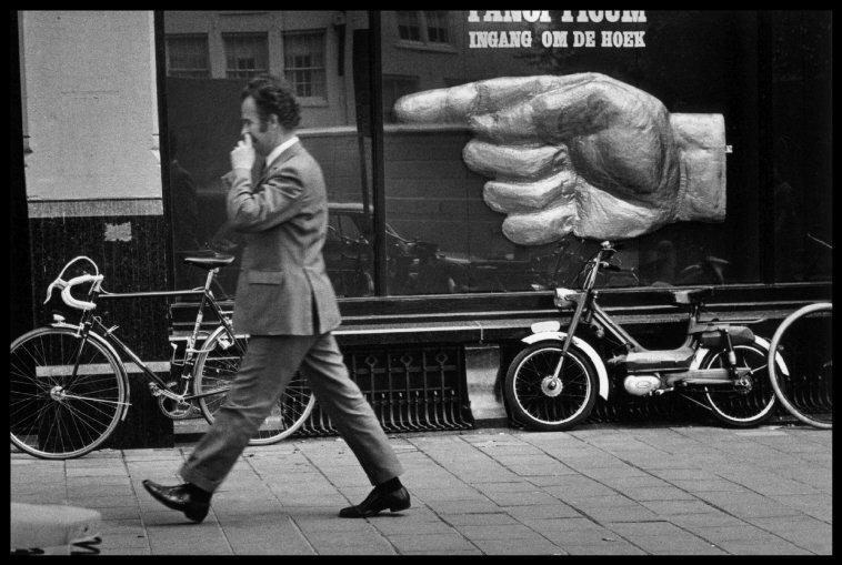 Elliott Erwitt. Amsterdam, Países Bajos, 1972. © Elliott Erwitt / Magnum Photos