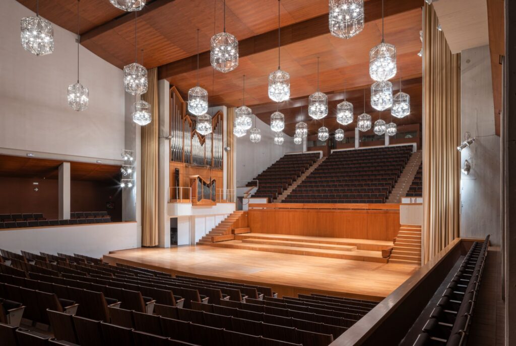 Auditorio Manuel de Falla, Granada, 1974-1978. Fotografía: Jesús Granada