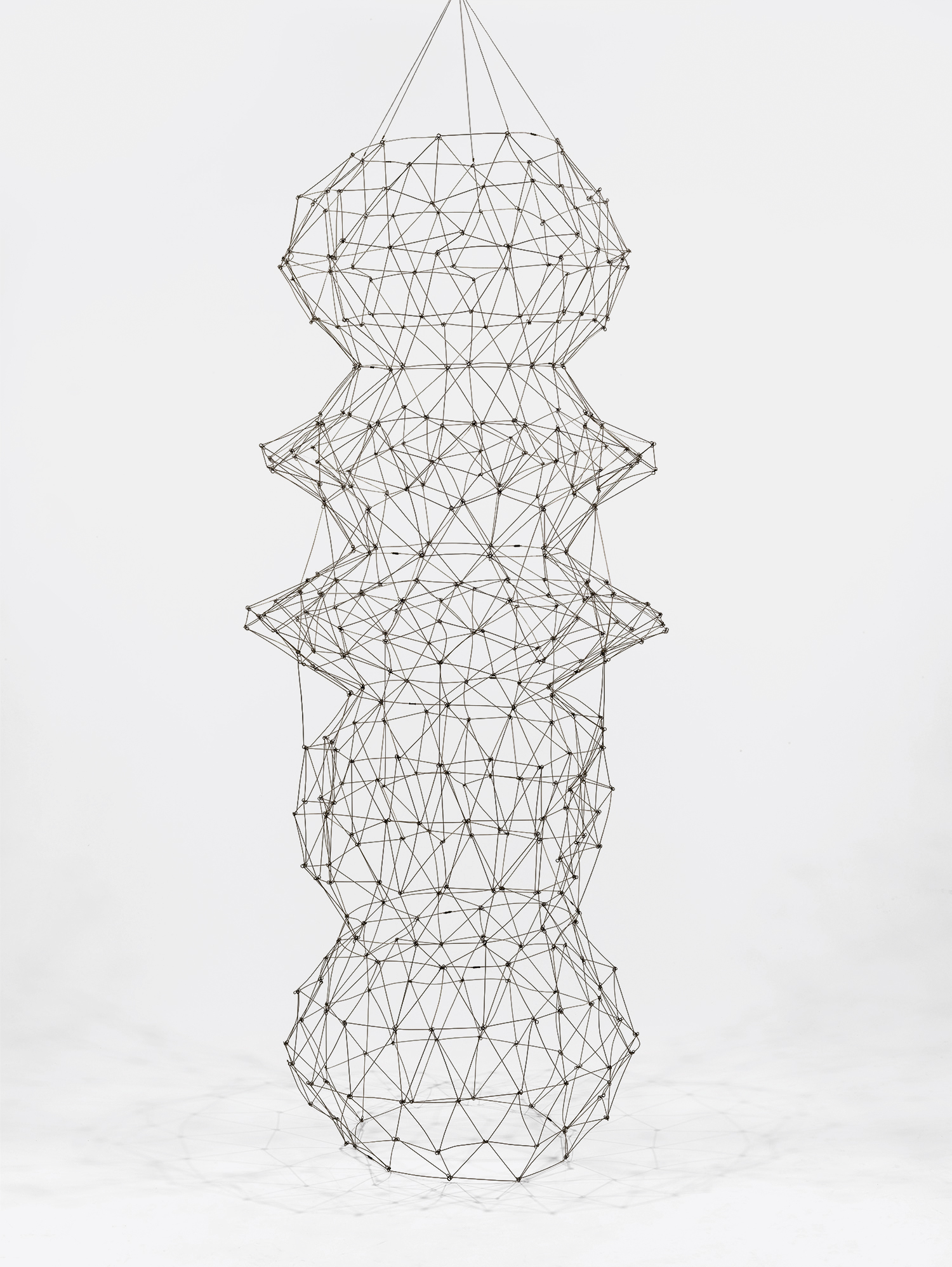 Gego. Tronco nº 5, 1976. Colección privada, Austin. © Fundación Gego. Fotografía: Thomas R. DuBrock