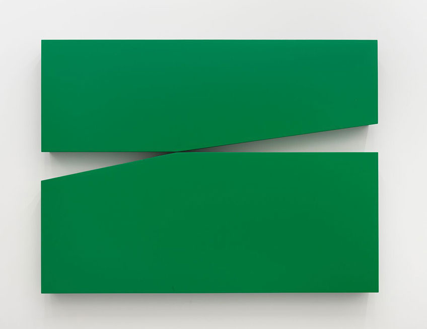 Carmen Herrera. Untitled Estructura (Green), 1966 - 2015. Cortesía de la artista y del Centro de Artes Visuales Fundación Helga de Alvear Cáceres