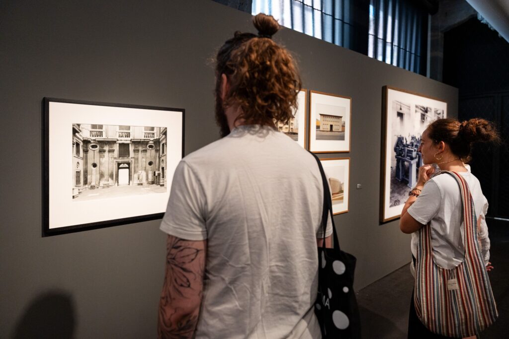 Después de todo. Fotografía en la Colección Helga de Alvear. Espacio Cultural Serrería Belga