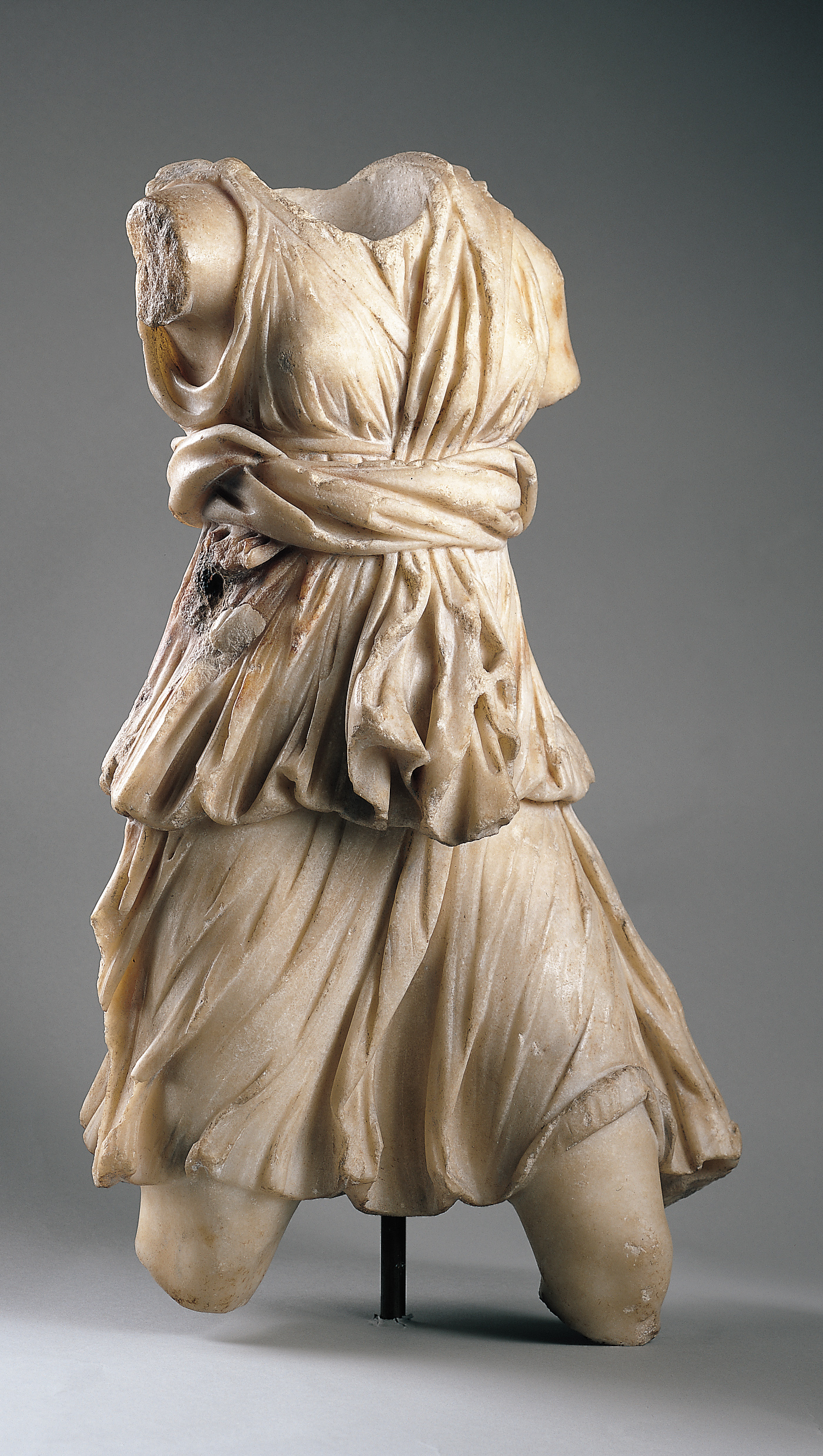 Torso de Diana cazadora. Periodo Antonino, 138-150 d.C. Nueva York, The Hispanic Society of America