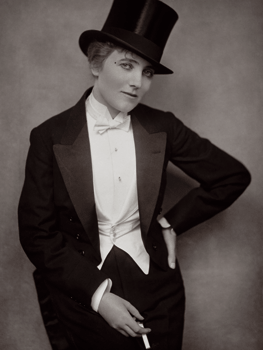 Gina Palerme in Costume for Bric-à-Brac at the Palace Theatre, 1915. ©2012 Curatorial Assistance, Inc./E.O. Hoppé Estate Collection