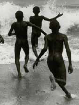 Martin Munkácsi. Four Boys at Lake Tanganyika, c.1930