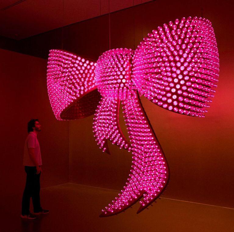 Joana Vasconcelos. J´Adore Miss Dior (PA), 2017. Colección de la artista. Obra producida con el patrocinio de Dior, París