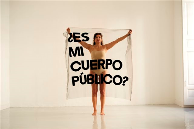 Alicia Framis. Is my body public? Exposición "Lenguajes invisibles". Galería Juana de Aizpuru