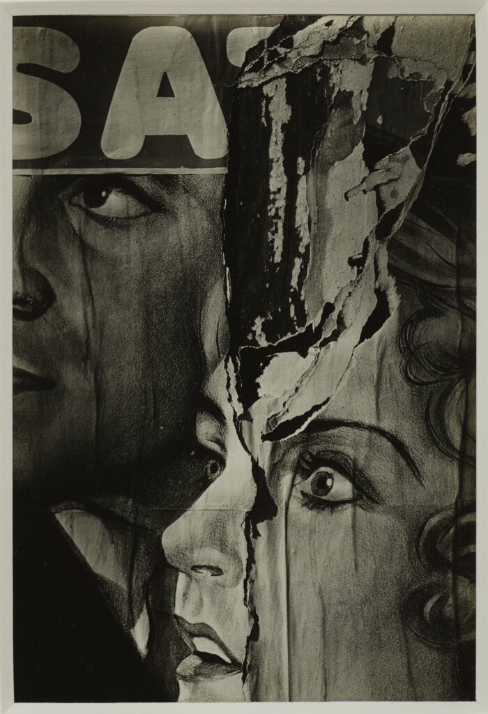 Walker Evans. Torn Movie Poster (Truro, Massachusetts), 1931. Colección particular, San Francisco