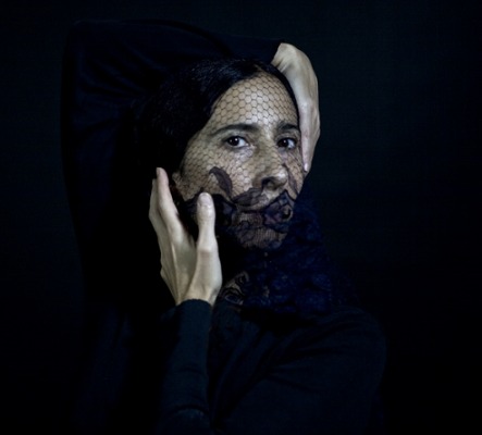 Laura Torrado. Autorretrato. Ouroboros, 2015. © Laura Torrado, VEGAP, Segovia, 2025