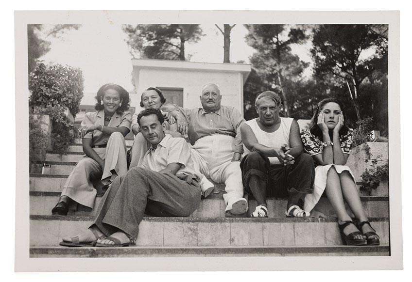 Man Ray. Ady, Man Ray, los Cuttoli, Picasso y Dora Maar en Mougins, 1937 © Man Ray Trust, VEGAP, Madrid, 2019