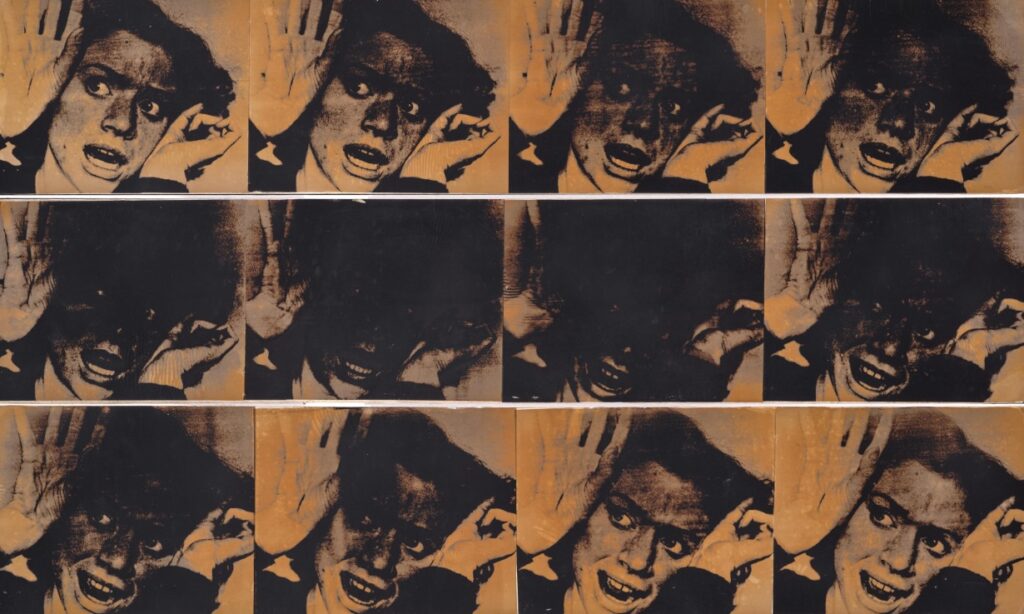 Marisa González. La descarga. Serie Violencia Mujer. Museo Nacional Centro de Arte Reina Sofía