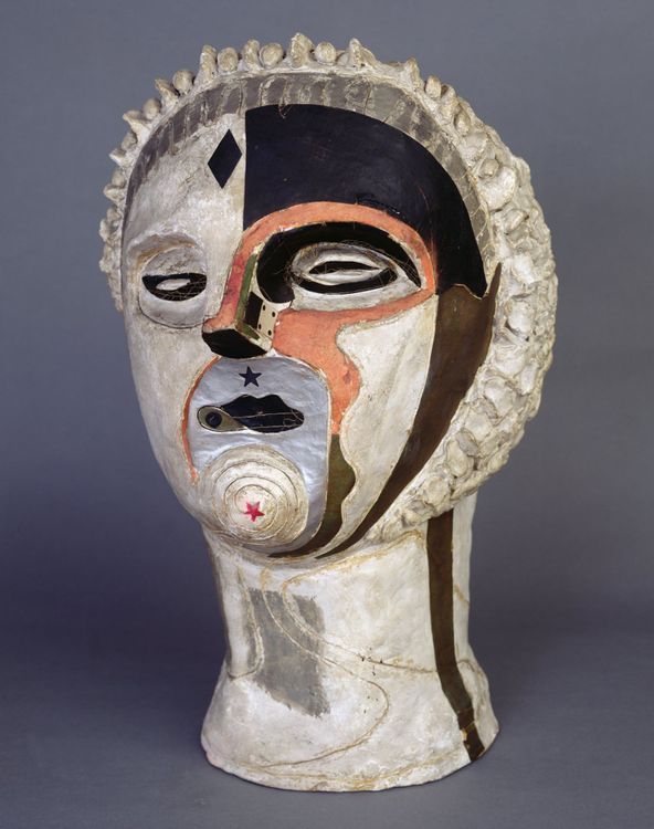 Eileen Agar. El ángel de la misericordia, 1934. The Jeffrey Sherwin and Family collection. En depósito permanente en The Hepworth Wakefield