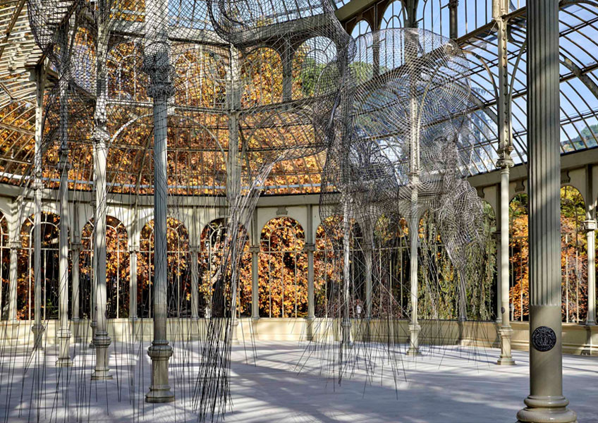 Vista de la exposición de Jaume Plensa "Invisibles" en el Palacio de Cristal. Museo Nacional Centro de Arte Reina Sofía. Foto: Joaquín Cortés/Román Lores
