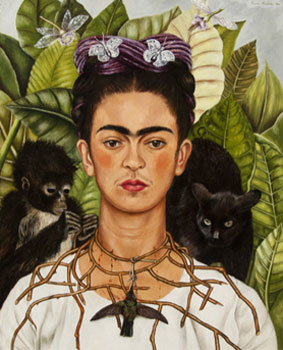Frida Kahlo. Selfportrait with thorn necklace, 1940. Harry Ransom Center, The University of Texas at Austin, Nickolas Muray Collection of Modern Mexican Art © Banco de México Diego Rivera Frida Kahlo Museums Trust/VG Bild-Kunst, Bonn 2020