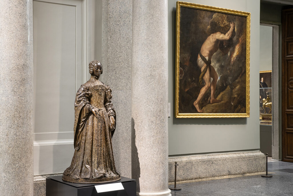 Imagen de la escultura de Isabel de Portugal en la Galería Central. Fotografía: © Museo Nacional del Prado