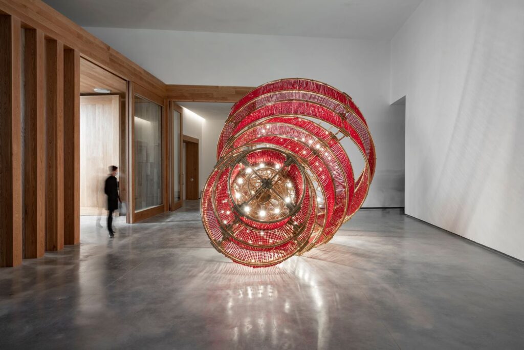 Ai Weiwei. Descending Light, 2007