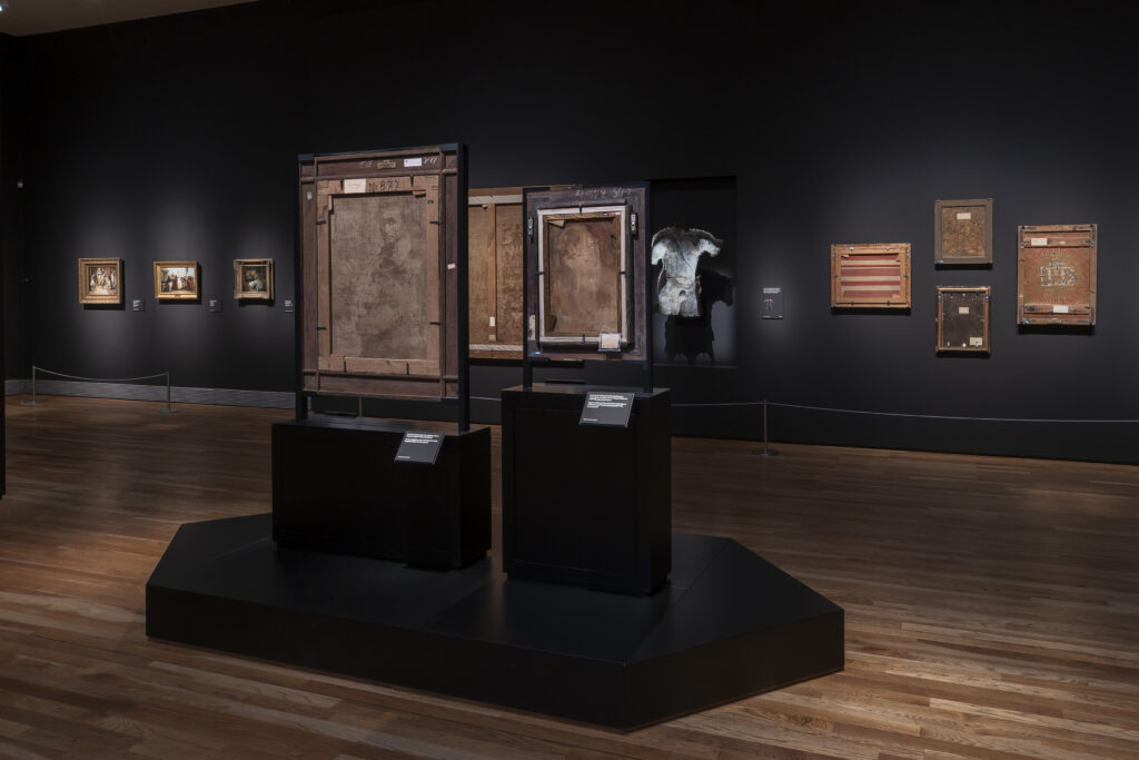 Imagen de las salas de la exposición reversos. Museo Nacional del Prado