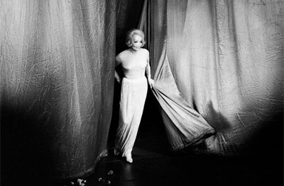 Terry O´Neill. Marlene Dietrich en su último concierto en el Wimbledon Theatre (Londres 1975)	