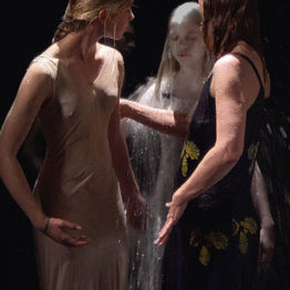 Bill Viola. Tres mujeres, 2008