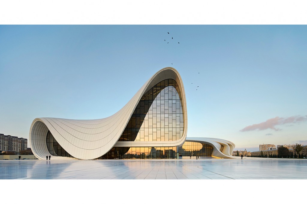 Heydar Aliyev Centre, Azerbaiyán