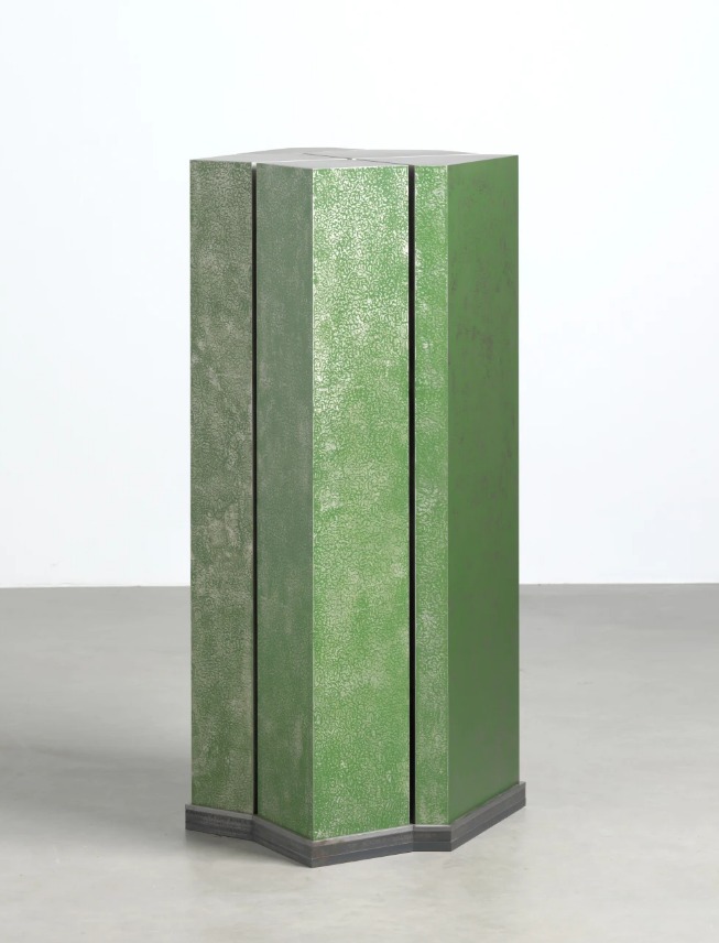 Richard Deacon. About Us (Green), 2023