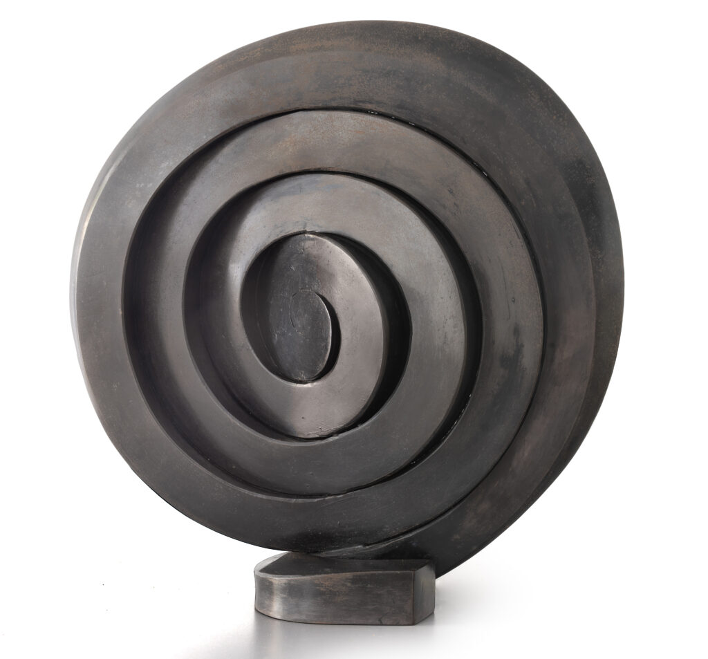 Martín Chirino. Laberintia III, 1978. Colección Suñol Soler © Martín Chirino, VEGAP, Málaga, 2025